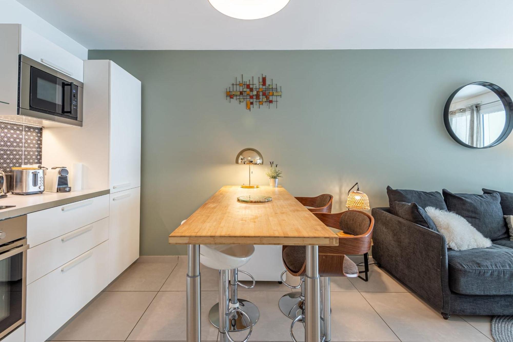 L'Interprete 405 4 - Apartment With Terrace Annecy Bagian luar foto